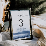 Tarjeta De Mesa Acuarela moderna | Número de tabla azul<br><div class="desc">Este moderno número de mesa azul acuarela es perfecto para un elegante boda contemporáneo. La colección de diseño minimalista, clásico y elegante presenta trazos de pincel de color agua en tonos bonito. La tarjeta se imprime en la parte delantera y trasera (doble cara). Los elementos se imprimen exactamente como aparecen...</div>