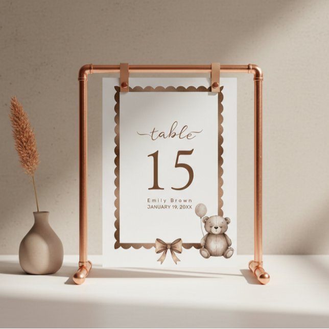 Tarjeta De Mesa Apenas Espera Fiesta de Bebé Oso Teddy Neutral (Subido por el creador)