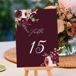 Tarjeta De Mesa Autumance Romance Burgundy Floral Boda<br><div class="desc">Este número de la mesa boda incluye flores acuáticas de dahlias,  rosas del jardín y peones de color rojo burdeos,  marrón,  rosa rubí sobre hojas de otoño. Para una personalización más avanzada de este diseño,  haga clic en el BOTÓN HERRAMIENTA DE DISEÑO AZUL. También están disponibles los elementos coincidentes.</div>
