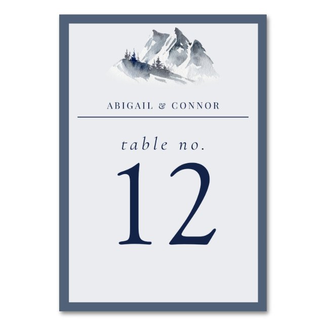 Tarjeta De Mesa Azul de Montaña Brumosa Gris Blanco Elegante (Anverso)