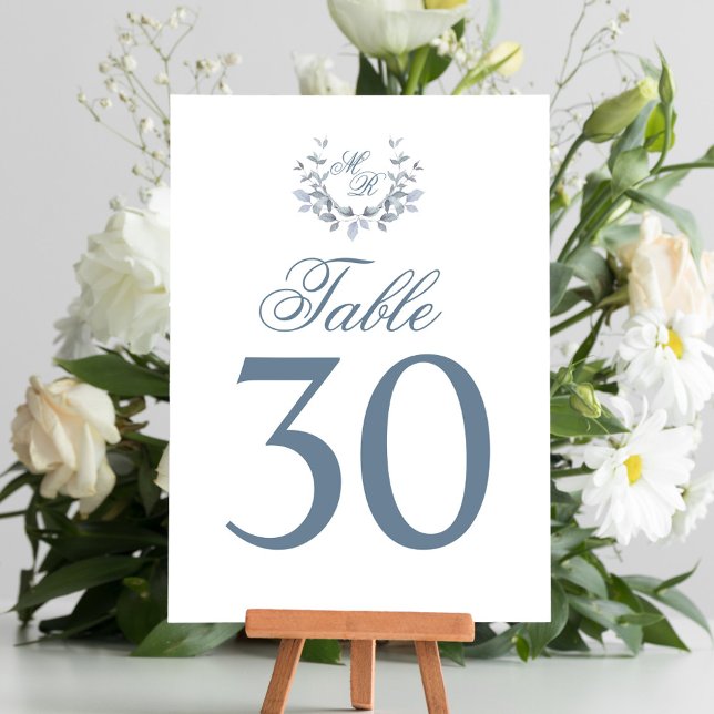 Tarjeta De Mesa Boda azul turbio Número de tabla Monograma Motif (Elegant dusty blue wedding table number card.)