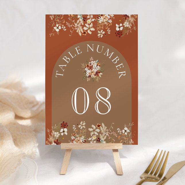Tarjeta De Mesa Boda Beige de Terracotta Floral Flor silvestre (Subido por el creador)