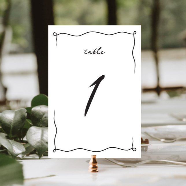 Tarjeta De Mesa Boda caprichoso y caprichoso de mano Minimalista (Subido por el creador)