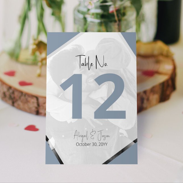 Tarjeta De Mesa Boda Casual Dusty Azul moderno (Dusty Blue Wedding Table Numbers with Photo | Personalize on Screen Now! )