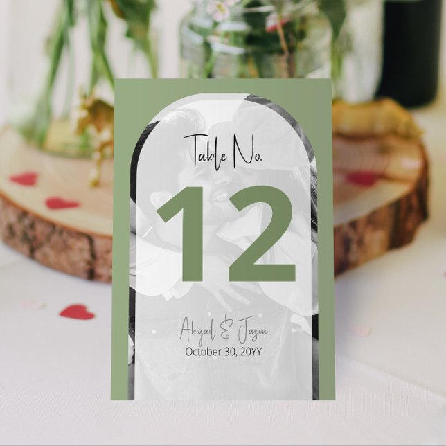 Tarjeta De Mesa 👰 🤵 Boda con arcos modernos foto Sage Green (Arched Photo Wedding Table Numbers in Sage Green | Personalize and Preview on Screen Now!)