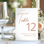 Tarjeta De Mesa Boda con guión de terracota rústica elegante moder<br><div class="desc">Número de mesa moderno y elegante con terracota rústica con letra de caligrafía y tipografía moderna. Ideal para bodas o sus próximas ocasiones especiales.</div>