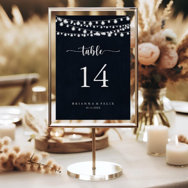 Tarjeta De Mesa Boda de caligrafía de Rustic String Lights (Subido por el creador)