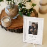 Tarjeta De Mesa Boda de fotos de Personalizado de guiones modernos<br><div class="desc">Agregue personalidad a los números de tabla utilizando las fotos favoritas de cada tabla para ver. Personalizar cada imagen y piensa en los invitados que estarán sentados alrededor de la mesa, un comienzo de conversación instantáneo para tus asistentes bodas. Con un guión de manual que es personalizable. Personaliza con los...</div>