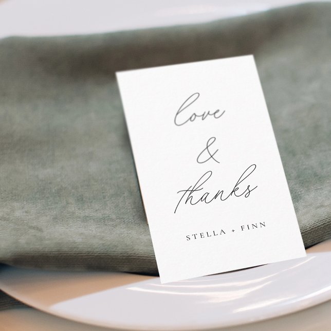 Tarjeta De Mesa Boda de guión moderno Love & Thanks (Modern Script Love & Thanks Wedding Place Card)