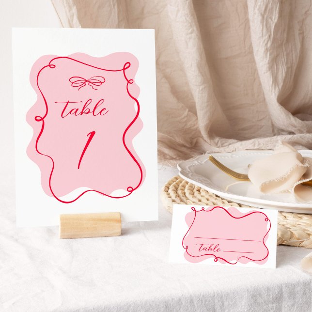 Tarjeta De Mesa Boda de marco ondulado rosa y rojo retro (Subido por el creador)