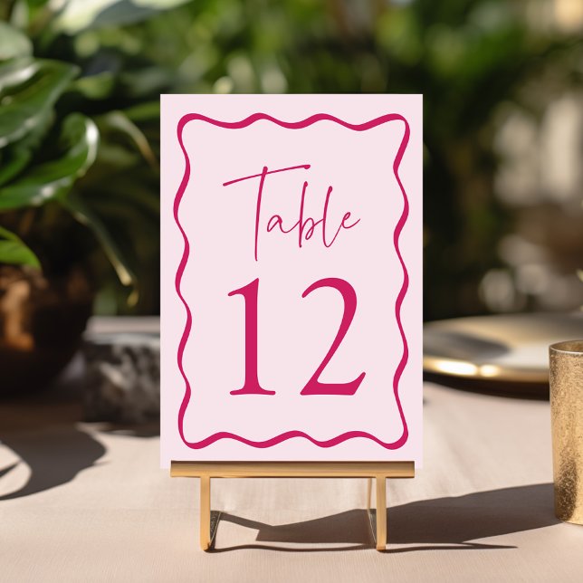 Tarjeta De Mesa Boda de marco ondulado rosado moderno (Subido por el creador)