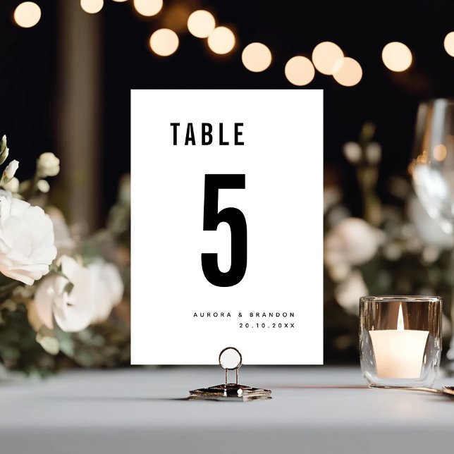 Tarjeta De Mesa Boda de Moda de monograma moderno negro y blanco n (Bold Black and White Modern Monogram Chic Wedding Table Number)