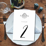 Tarjeta De Mesa Boda de monograma de almejas minimalistas<br><div class="desc">Un minimalista diseño de boda de monograma de almejas tropicales. Un diseño sencillo que utiliza un boceto de una concha de almejas para crear un elegante monograma clásico. Un encantador diseño de playa tropical en blanco y negro con trazos rústicos y tipografía de escritura elegante. Un elegante diseño de tarjetas...</div>