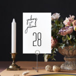 Tarjeta De Mesa Boda de nombres personalizados de estilo moderno<br><div class="desc">Moderna e impresionante: parte de una colección</div>