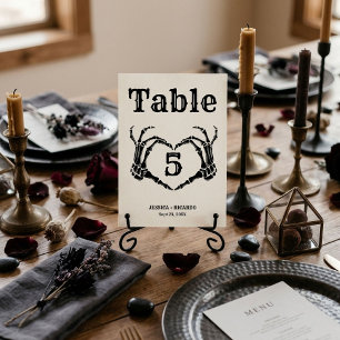 Tarjeta De Mesa Boda de otoño de Halloween Mano corazón de cráneo 