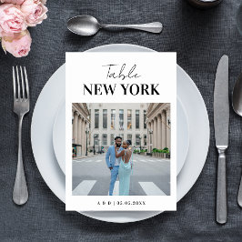 Tarjeta De Mesa Boda de viajes de nombre y foto de destino moderno