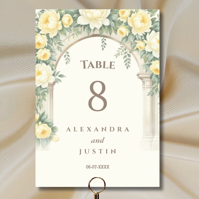 Tarjeta De Mesa Boda del arco floral mediterráneo amarillo crema (Subido por el creador)