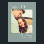 Tarjeta De Mesa Boda fotográfico de caligrafía doble cara Sage Gre<br><div class="desc">Elegante caligrafía Script Sage Green Boda números de tabla doble lado con foto personalizada personalizado. Ayude a sus huéspedes a encontrar fácilmente su camino con estas sencillas y elegantes tarjetas de doble cara. ¡Añadir fácilmente las fotos, números, nombres y fecha! Presenta una caligrafía con letras a mano de bonito "el...</div>