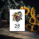 Tarjeta De Mesa Boda gótico floral otoñal<br><div class="desc">Vintage otoño-otoño floral esqueleto gótico boda mano número de tabla personalizable de tarjeta a los detalles de su evento.</div>