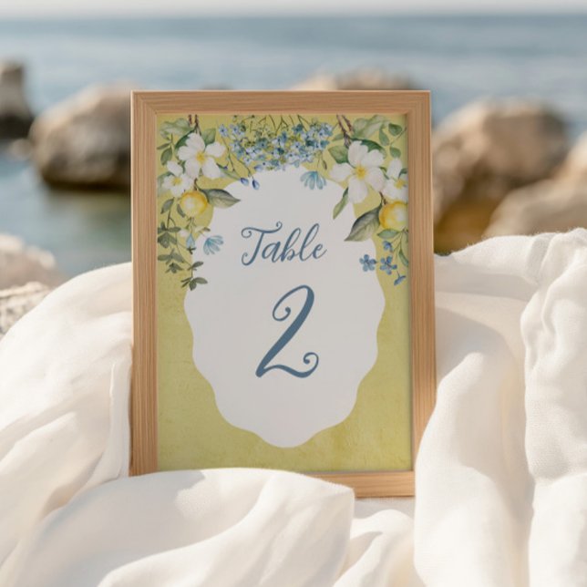 Tarjeta de mesa Boda La Dolce Vita Lemon (Lemon floral table number card fits beautifully into a picture frame for wedding or party décor.)