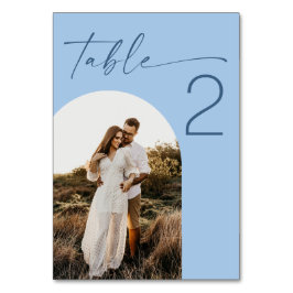 Tarjeta De Mesa Boda minimalista pastel cielo azul | Foto de arco