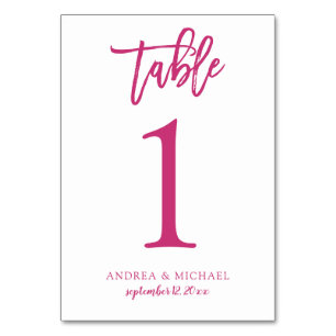 Tarjeta De Mesa Boda Moderna Casual   Letra de Pincel (Magenta) 1