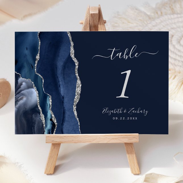 Tarjeta De Mesa Boda Moderna de Agata Plateada en Azul Marino (Subido por el creador)