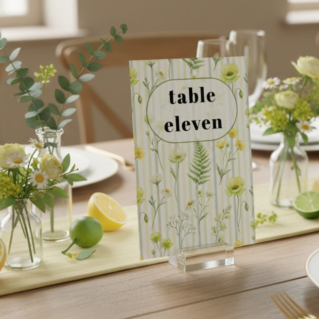 Tarjeta De Mesa Boda Moderna de Franja de Flor Silvestre Verde de  (Table Number from the Citrus Green Wildflower wedding collection by Darling & May)