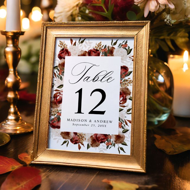 Tarjeta De Mesa Boda ruso de Borgoña y Rosas de Marfil (Subido por el creador)