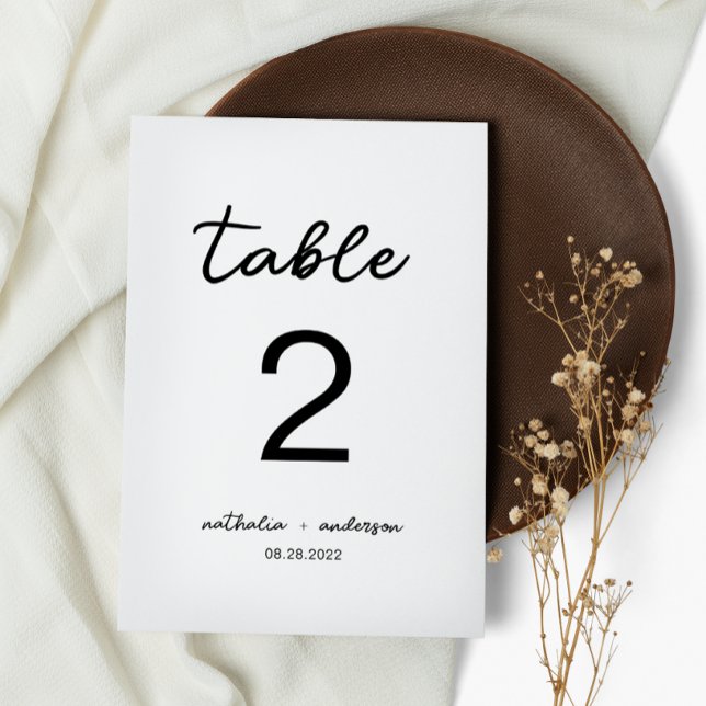 Tarjeta De Mesa Boda sencillo y elegante de guiones blancos (Subido por el creador)