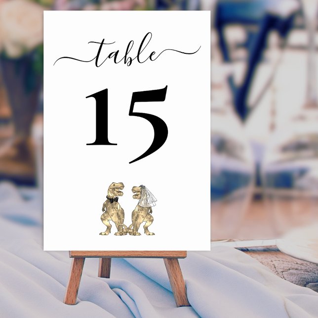 Tarjeta De Mesa Boda temática de dinosaurios Negro y Blanco (Dinosaur wedding black and white custom table number card T-Rex din Bride & groom  modern script)
