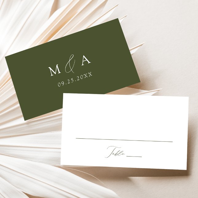 Tarjeta De Mesa Boda verde oliva con escritura elegante moderna (Subido por el creador)