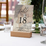Tarjeta De Mesa Caligrafía Delicada - Foto Personalizado<br><div class="desc">Tarjetas de mesa boda con un guión de caligrafía simple y elegante que puede personalizar con su propia foto.</div>