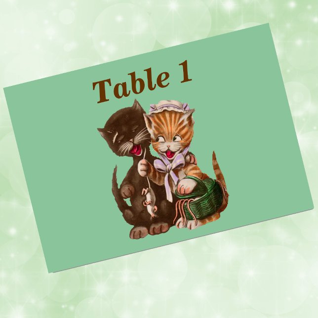 Tarjeta De Mesa Cesta de regalo de rata para gatos de época (Cute cat couple sharing rats from wood basket on mint green event table number card.)