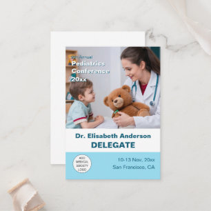 Tarjeta De Mesa Conferencia Médica de Pediatría para Niños