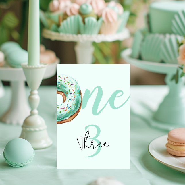 Tarjeta De Mesa Cumpleaños de Donut Verde (Subido por el creador)
