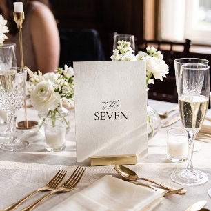Tarjeta de mesa de boda clásica elegante en blanco