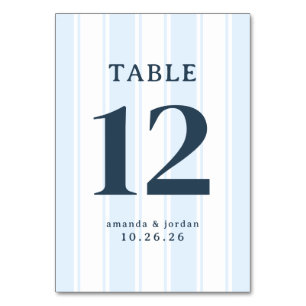 Tarjeta de mesa de boda elegante en azul serif