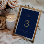 Tarjeta De Mesa Delicada caligrafía de oro | Número del cuadro nav<br><div class="desc">Esta delicada mesa marina de caligrafía dorada no. el número de la mesa es perfecto para un boda moderno. El romántico diseño minimalista presenta una encantadora y elegante tipografía de champán amarillo dorado sobre un fondo azul marino con un aspecto limpio y sencillo. La tarjeta se imprime en la parte...</div>