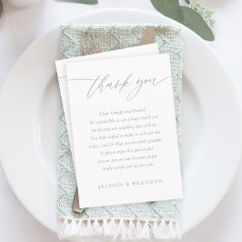 Tarjeta De Mesa Dusty Blue Elegant Calligraphy Boda Gracias