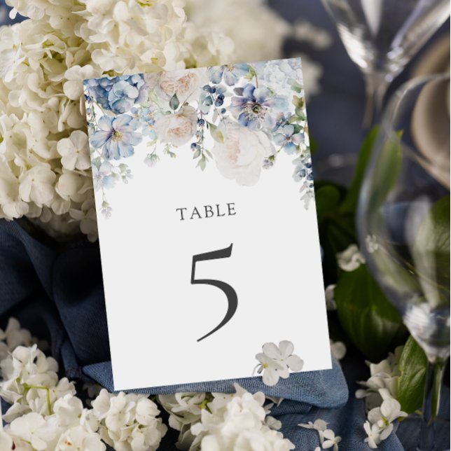 Tarjeta De Mesa Elegante Boda de flores azules agitadas número de  (Subido por el creador)
