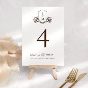 Tarjeta De Mesa Elegante caligrafía Monograma Escudo Neutral Brown