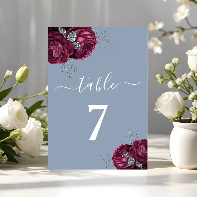 Tarjeta De Mesa Elegante Floral turbia azul borgoña (Elegant Dusty Blue Burgundy Floral Table Number)