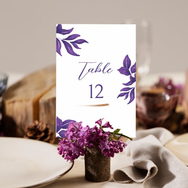 Tarjeta De Mesa Elegante guión morado y Boda dorado (Subido por el creador)