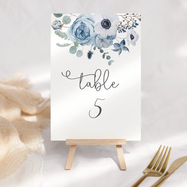 Tarjeta De Mesa Eucalipto azul turbio floral elegante (Subido por el creador)