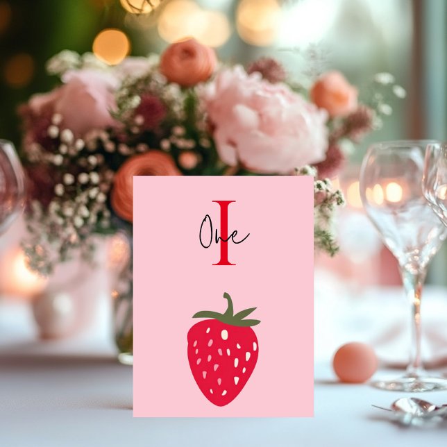 Tarjeta De Mesa Fiesta de cumpleaños rosado y rojo con fresa (Subido por el creador)