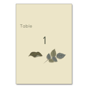 Tarjeta De Mesa Flor morada simplista con hojas verdes