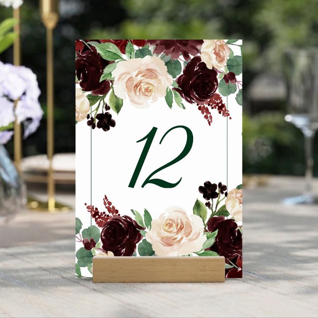 Tarjeta De Mesa Floraciones rusas | Terracota y Marsala Red Bouque (Subido por el creador)