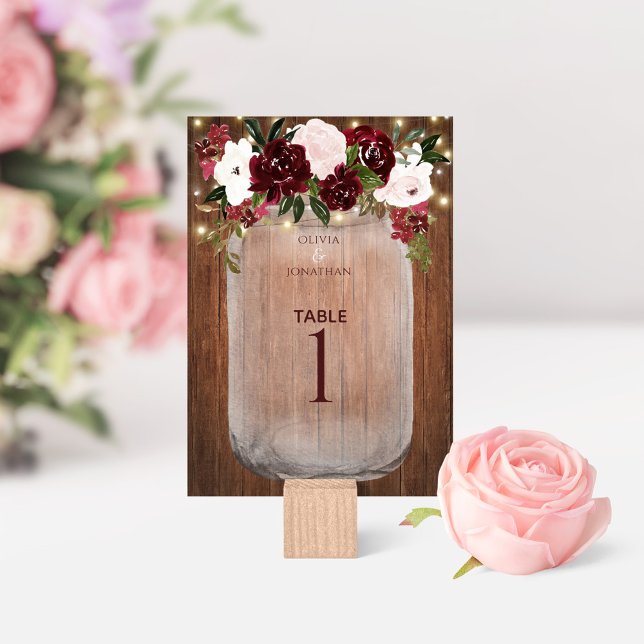 Tarjeta De Mesa Floral Rustic Wood Burgundy Mason Jar Boda (Subido por el creador)