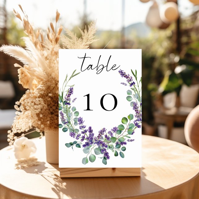 Tarjeta De Mesa Flores de lavanda para boda con vegetación de euca (Subido por el creador)